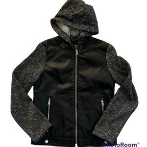 SO BLACK FAUX LEATHER MOTO JACKET     SIZE 10-12